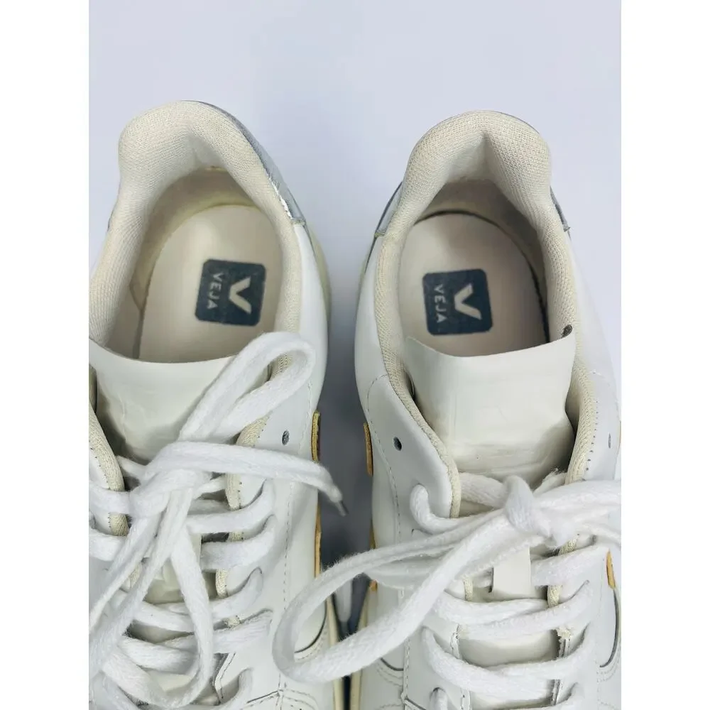 Veja V-10 Men’s Leather Sneakers size EU 42 US 9 extra white platine Retro Sport